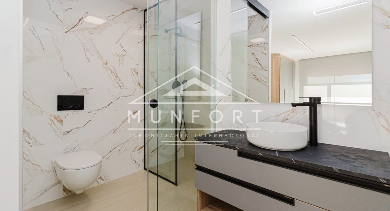 2 quarto Apartamento para venda em Guardamar del Segura com piscina - 222 000 € (Ref: 9270332)