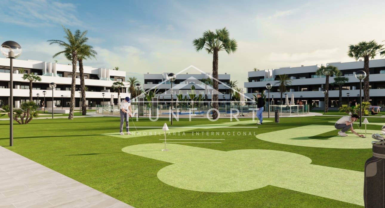 2 quarto Apartamento para venda em Guardamar del Segura com piscina - 222 000 € (Ref: 9270332)