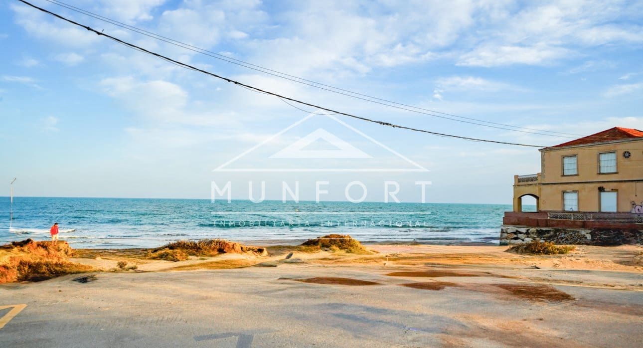 2 quarto Apartamento para venda em Guardamar del Segura com piscina - 222 000 € (Ref: 9270332)