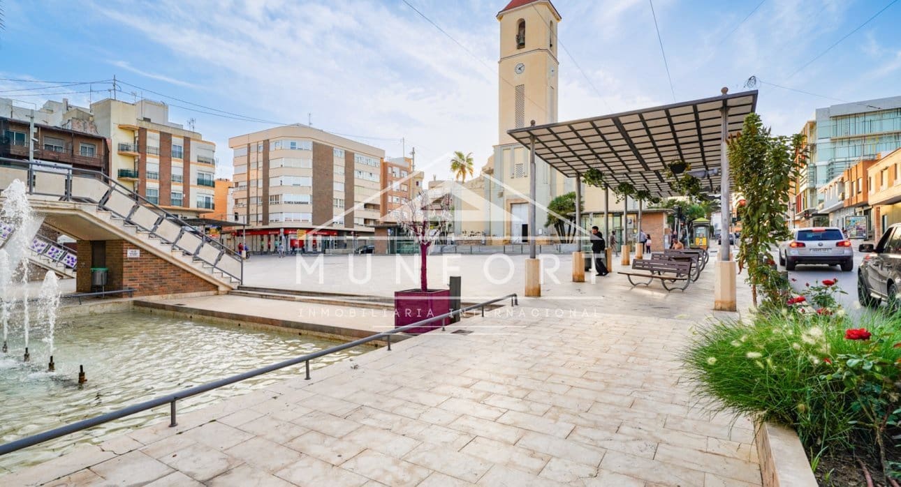 2 quarto Apartamento para venda em Guardamar del Segura com piscina - 222 000 € (Ref: 9270332)