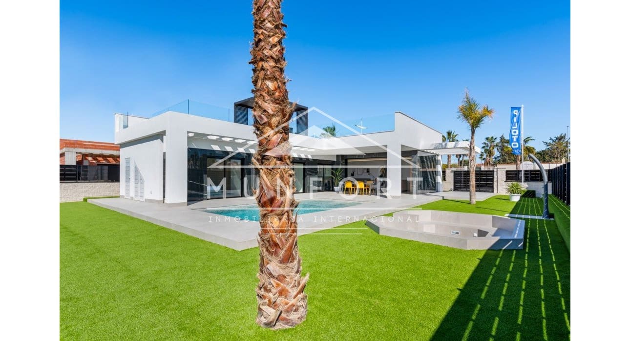 3 soverom Villa til salgs i Algorfa med svømmebasseng - € 670 000 (Ref: 9270334)