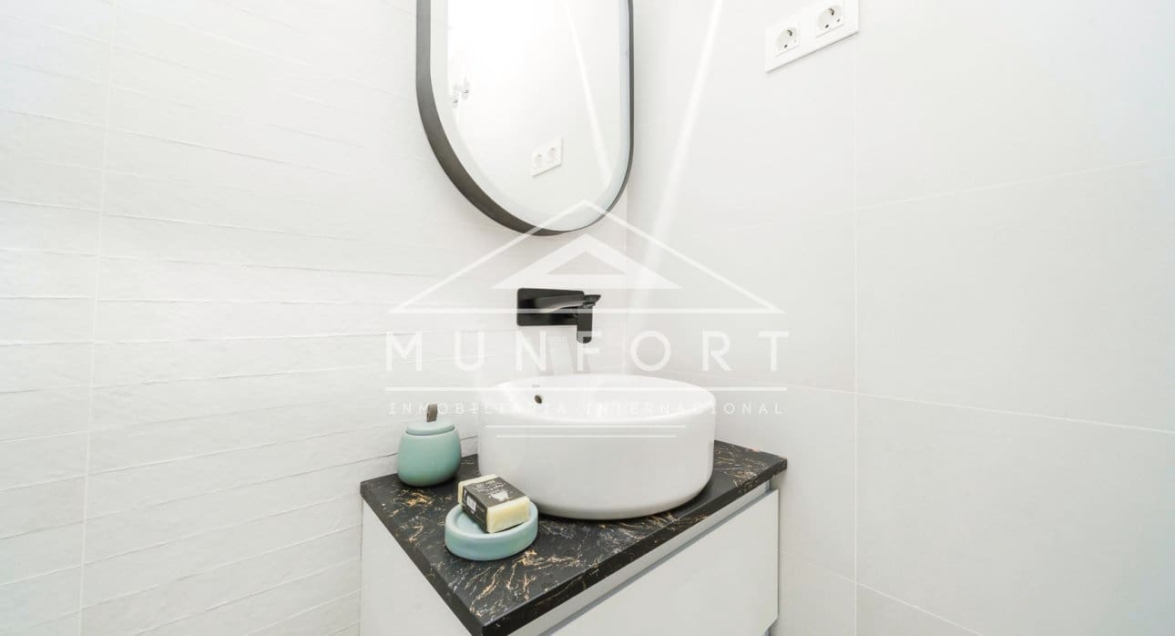 3 bedroom Villa for sale in Los Alcazares with pool - € 445,000 (Ref: 9270343)