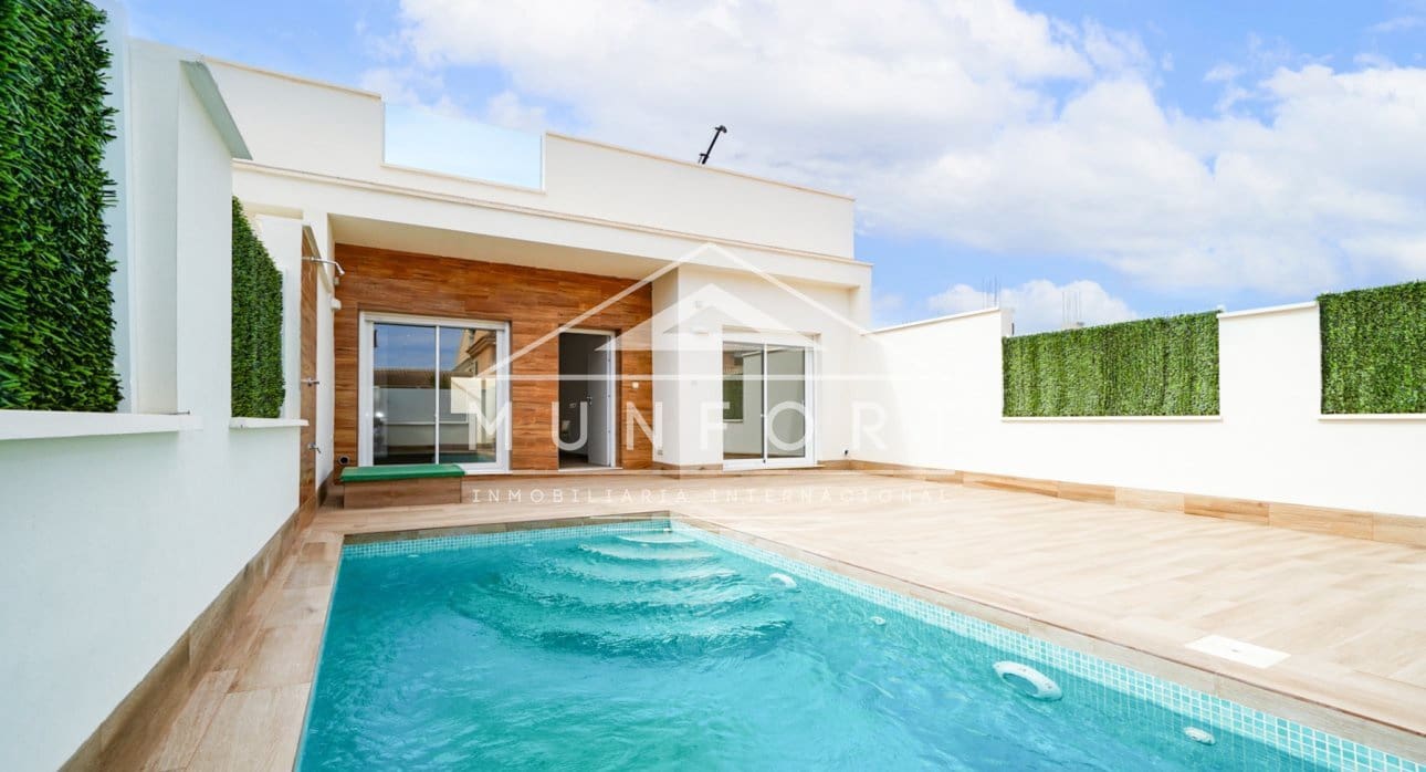 3 slaapkamer Villa te koop in San Javier met zwembad - € 372.000 (Ref: 9270346)