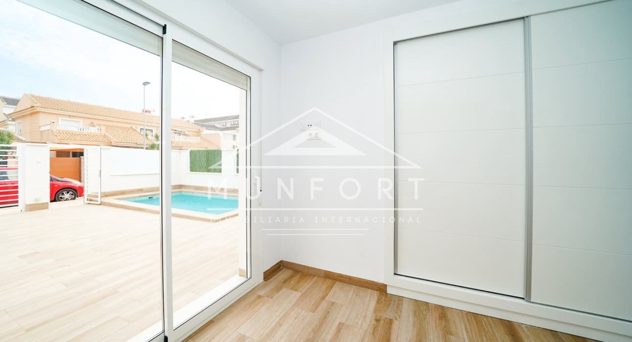 3 slaapkamer Villa te koop in San Javier met zwembad - € 372.000 (Ref: 9270346)