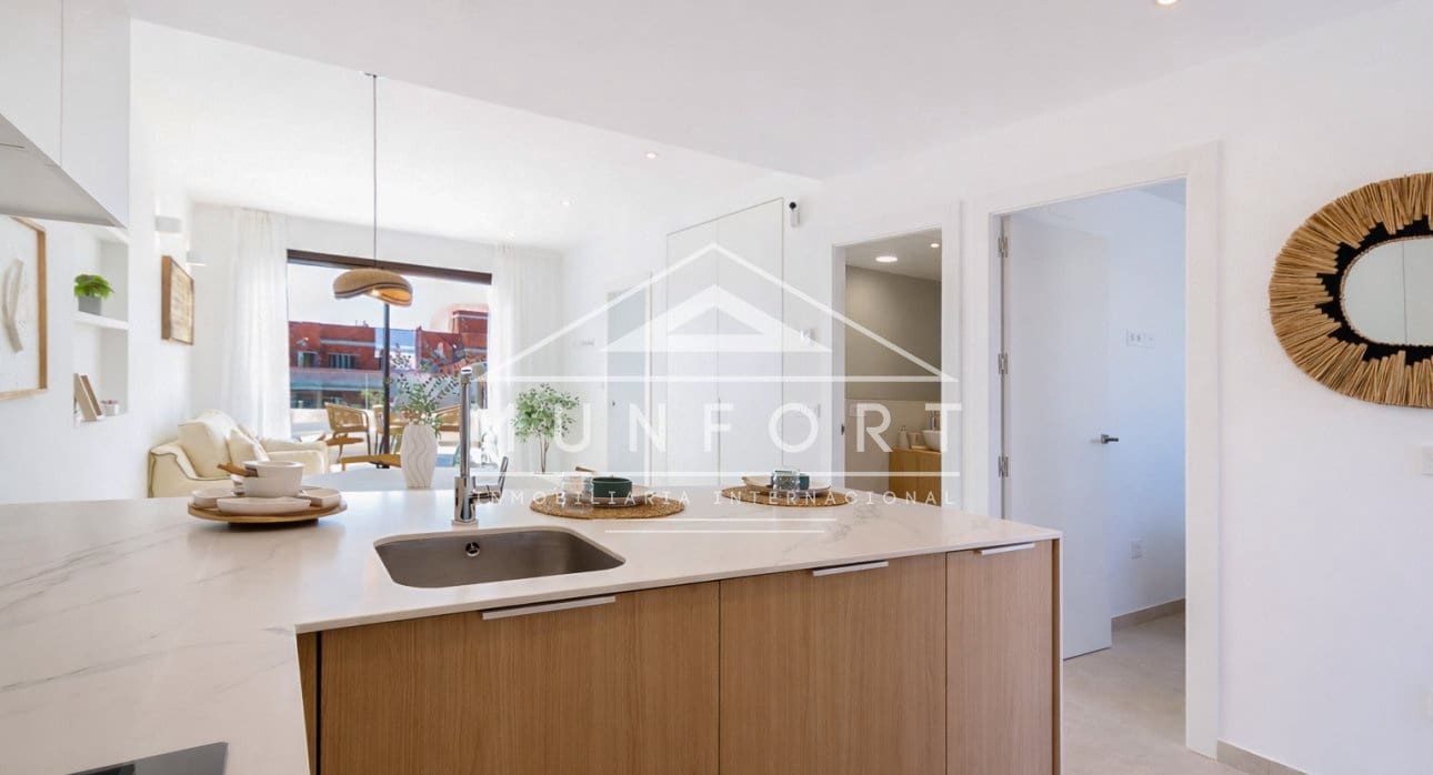 2 sovrum Lägenhet till salu i Los Alcazares med pool - 279 900 € (Ref: 9270579)