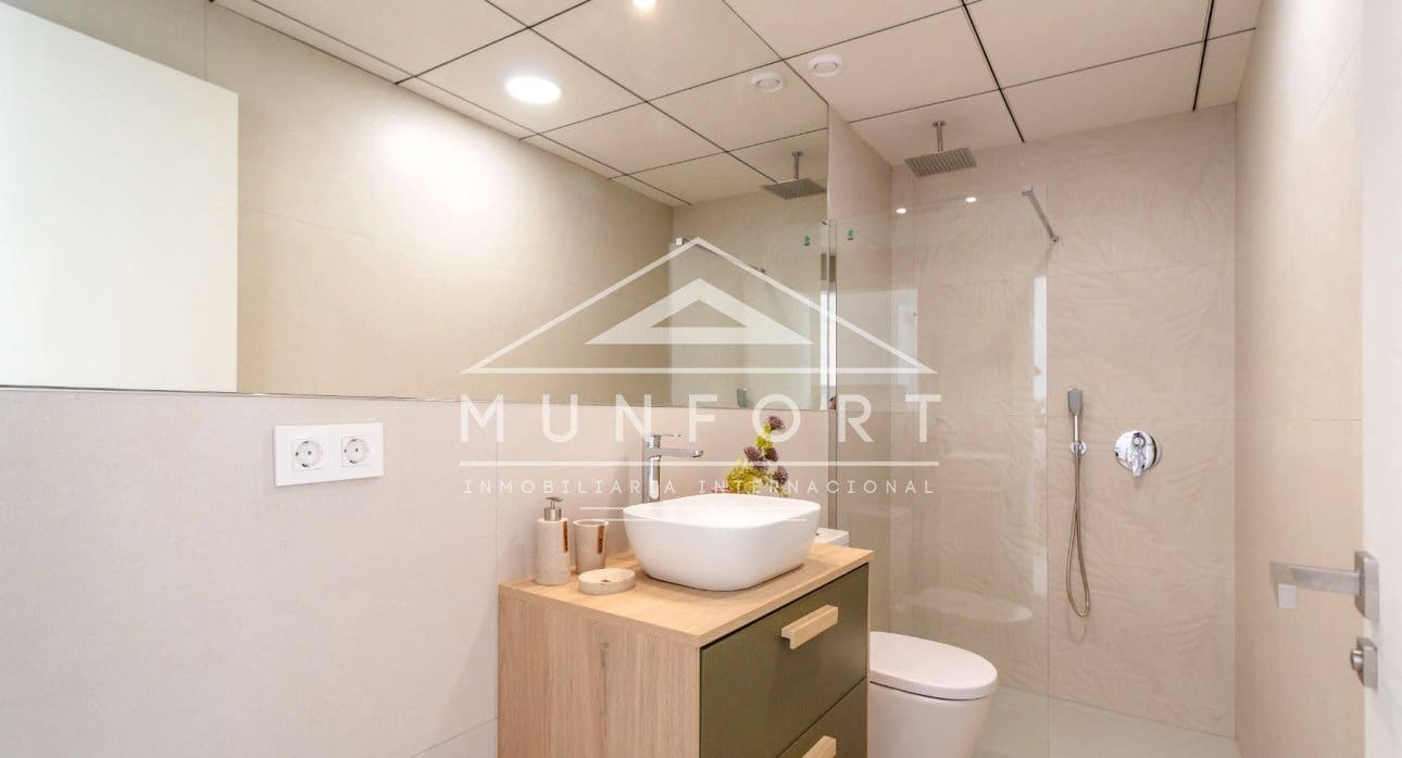 2 sovrum Lägenhet till salu i Los Alcazares med pool - 279 900 € (Ref: 9270579)