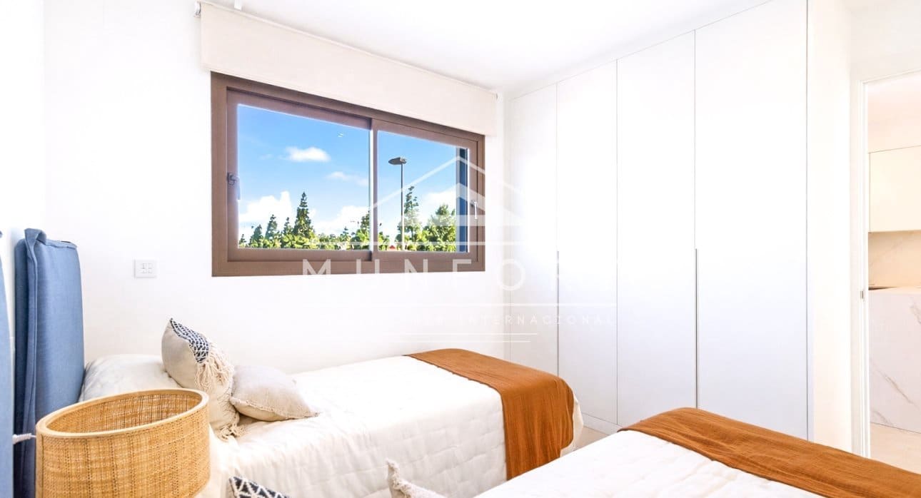 2 sovrum Lägenhet till salu i Los Alcazares med pool - 279 900 € (Ref: 9270579)