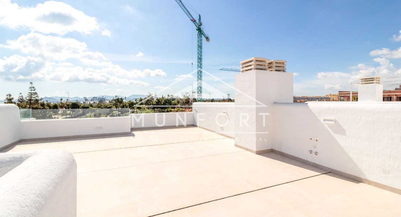 2 sovrum Lägenhet till salu i Los Alcazares med pool - 279 900 € (Ref: 9270579)