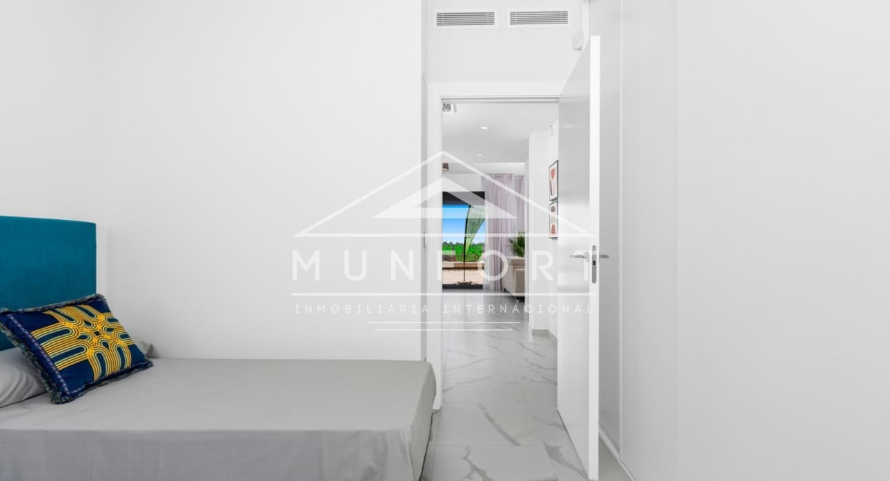 2 chambre Bungalow à vendre à San Miguel de Salinas avec piscine - 415 000 € (Ref: 9270581)