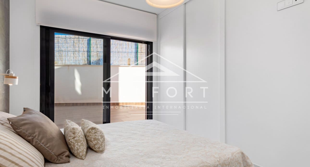 2 chambre Bungalow à vendre à San Miguel de Salinas avec piscine - 415 000 € (Ref: 9270581)