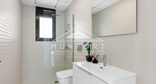 2 quarto Bungalow para venda em San Miguel de Salinas com piscina - 415 000 € (Ref: 9270581)
