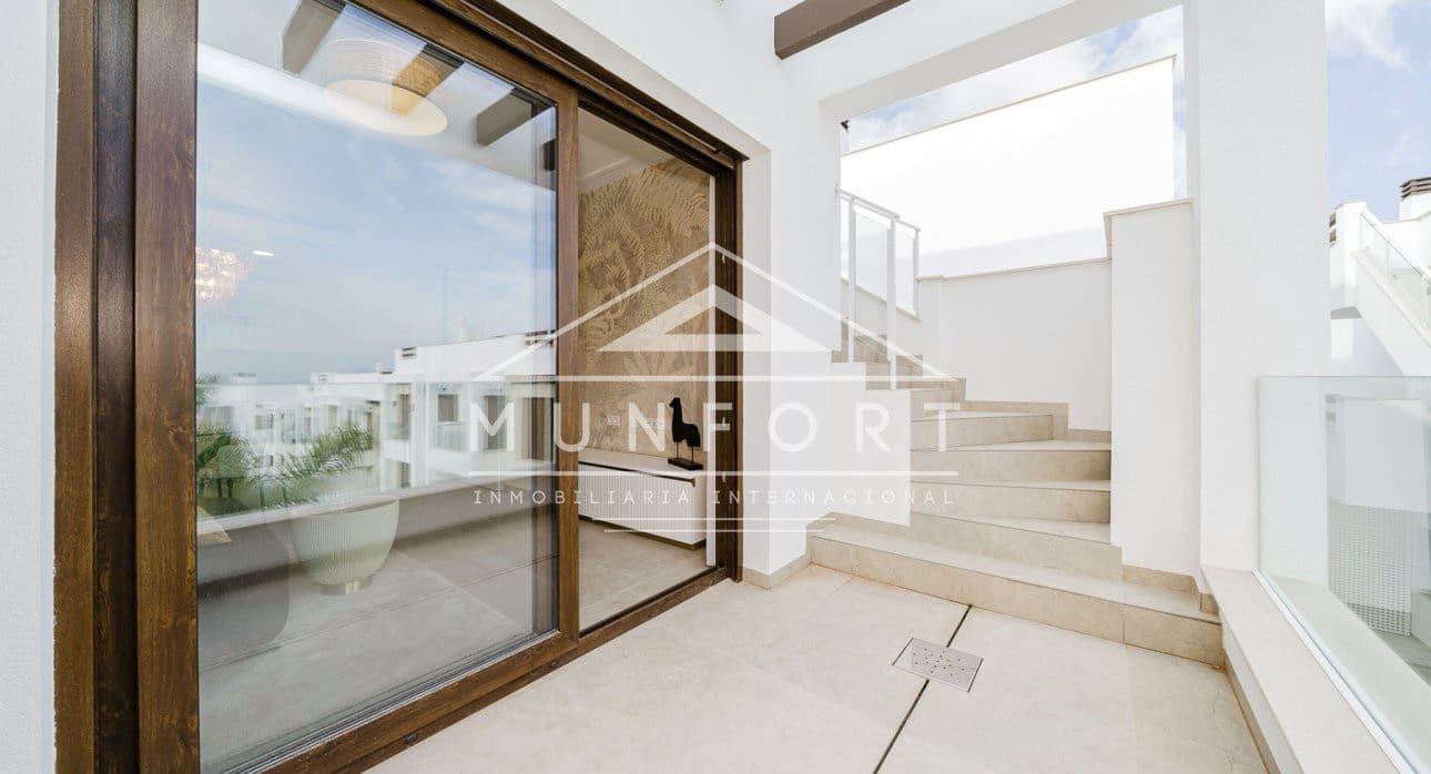 2 sypialnia Bungalow na sprzedaż w Torrevieja z basenem - 285 000 € (Ref: 9270582)