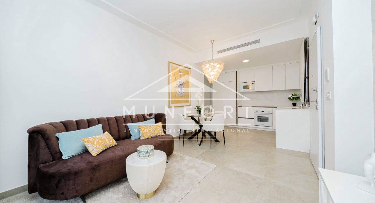 2 sypialnia Bungalow na sprzedaż w Torrevieja z basenem - 285 000 € (Ref: 9270582)