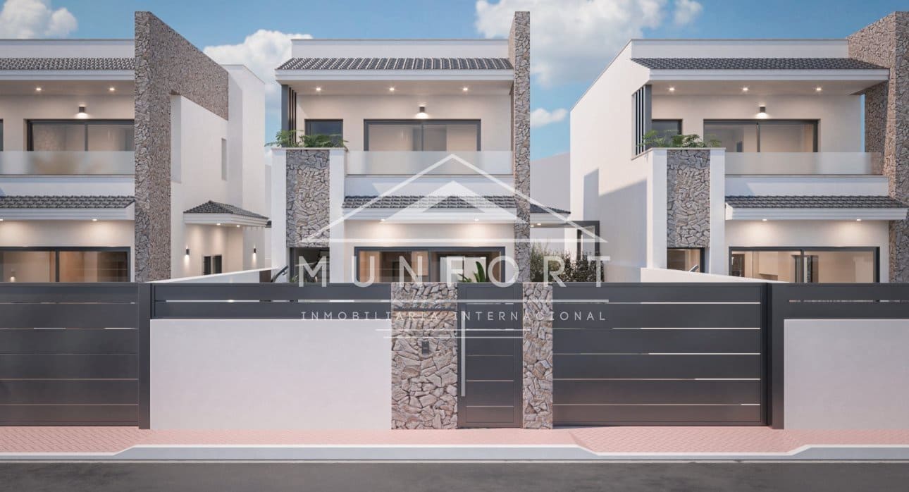 3 slaapkamer Villa te koop in San Pedro del Pinatar met zwembad - € 479.900 (Ref: 9270583)