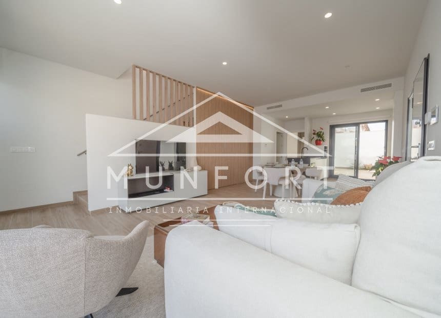 3 chambre Villa/Maison à vendre à San Pedro del Pinatar avec piscine - 479 900 € (Ref: 9270583)