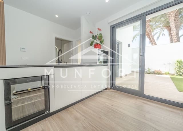 3 chambre Villa/Maison à vendre à San Pedro del Pinatar ciudad, San Pedro del Pinatar avec piscine - 479 900 € (Ref: 9270583)