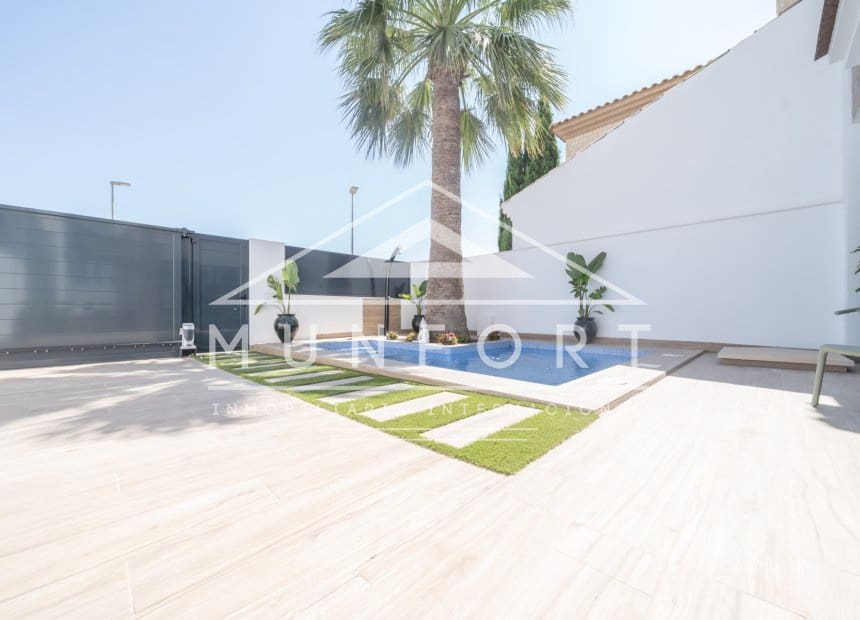 3 chambre Villa/Maison à vendre à San Pedro del Pinatar avec piscine - 479 900 € (Ref: 9270583)