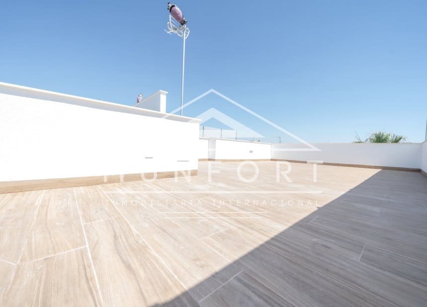 3 chambre Villa/Maison à vendre à San Pedro del Pinatar avec piscine - 479 900 € (Ref: 9270583)