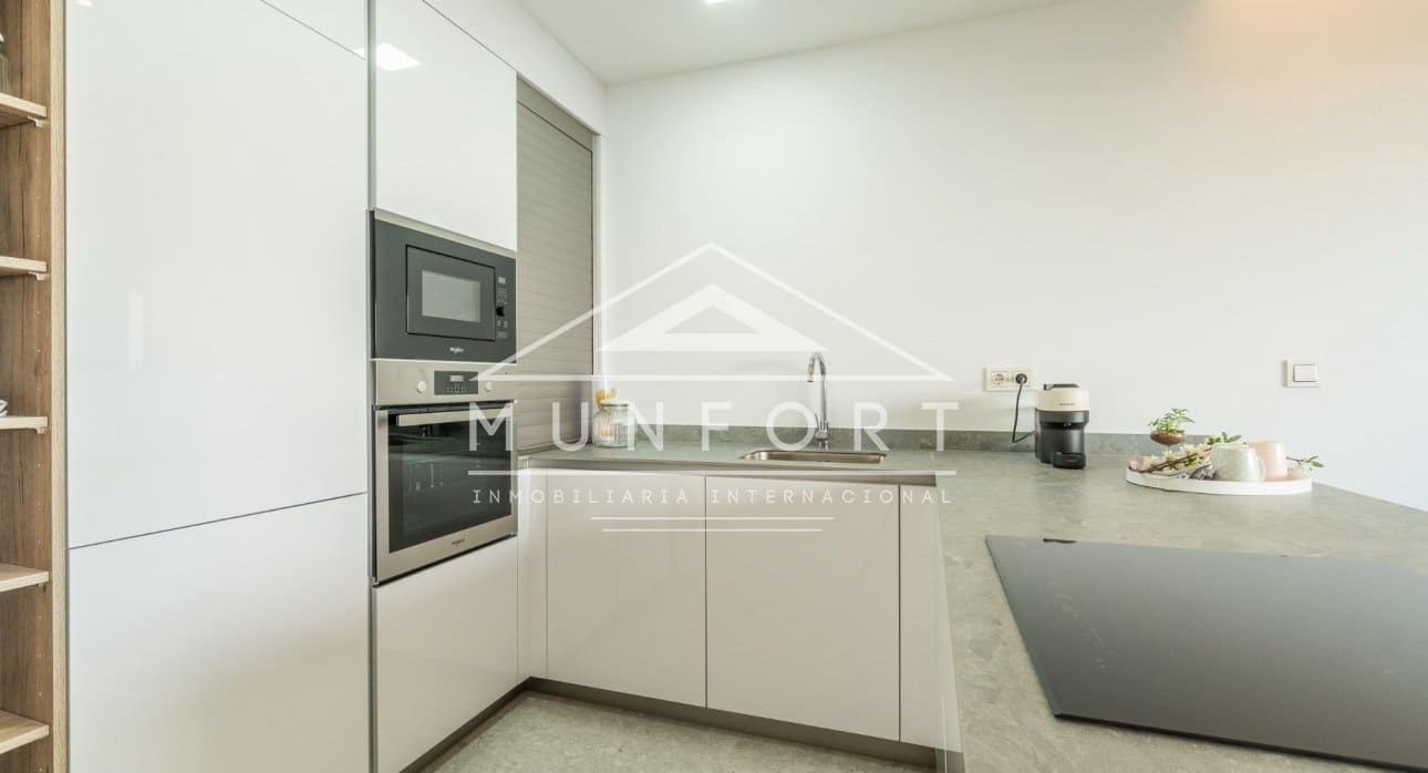 3 soverom Bungalow til salgs i Torrevieja med svømmebasseng - € 289 900 (Ref: 9270587)