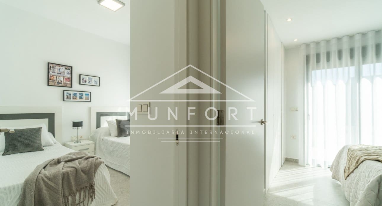 3 soverom Bungalow til salgs i Torrevieja med svømmebasseng - € 289 900 (Ref: 9270587)