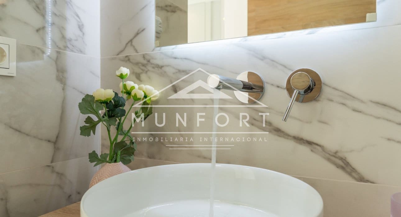 3 soverom Bungalow til salgs i Torrevieja med svømmebasseng - € 289 900 (Ref: 9270587)