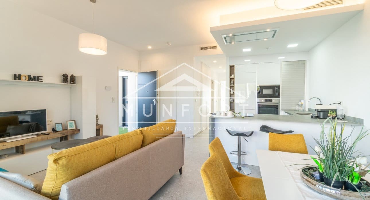 3 soverom Bungalow til salgs i Torrevieja med svømmebasseng - € 289 900 (Ref: 9270587)