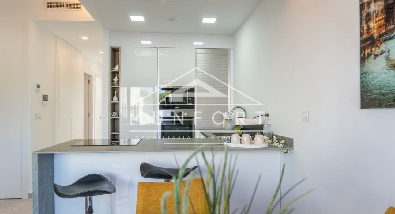 3 soverom Bungalow til salgs i Torrevieja med svømmebasseng - € 289 900 (Ref: 9270587)