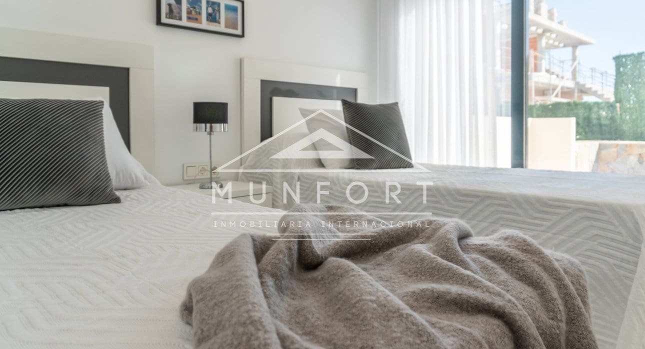 3 soverom Bungalow til salgs i Torrevieja med svømmebasseng - € 289 900 (Ref: 9270587)