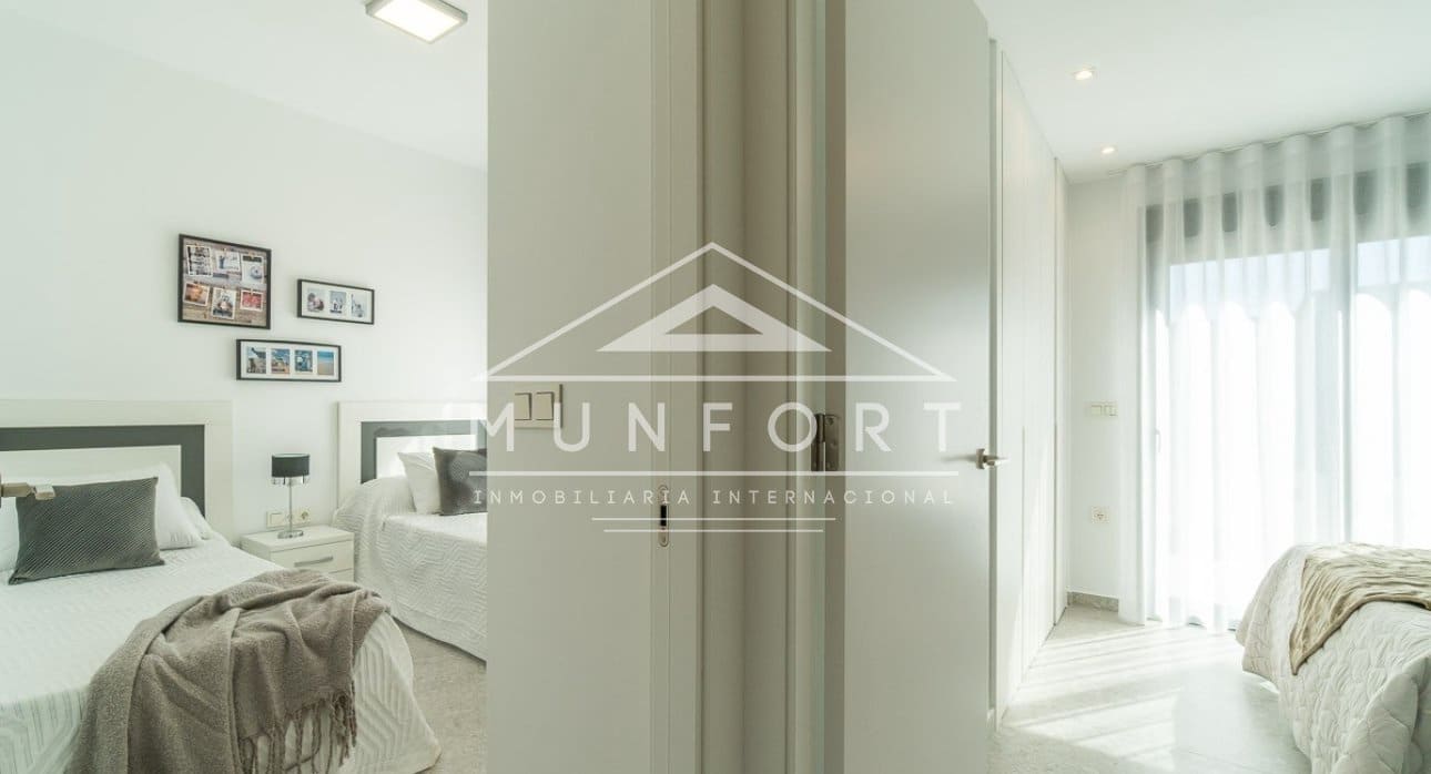 3 soverom Bungalow til salgs i Torrevieja med svømmebasseng - € 289 900 (Ref: 9270587)