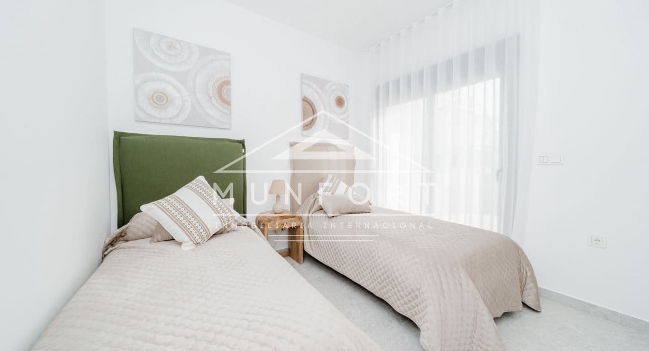 3 soveværelse Bungalow til salg i Torrevieja med swimmingpool - € 289.900 (Ref: 9270587)