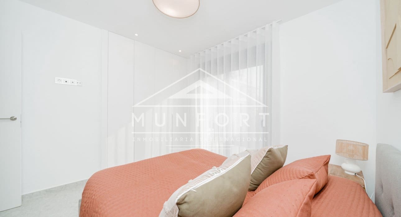 3 soveværelse Bungalow til salg i Torrevieja med swimmingpool - € 289.900 (Ref: 9270587)