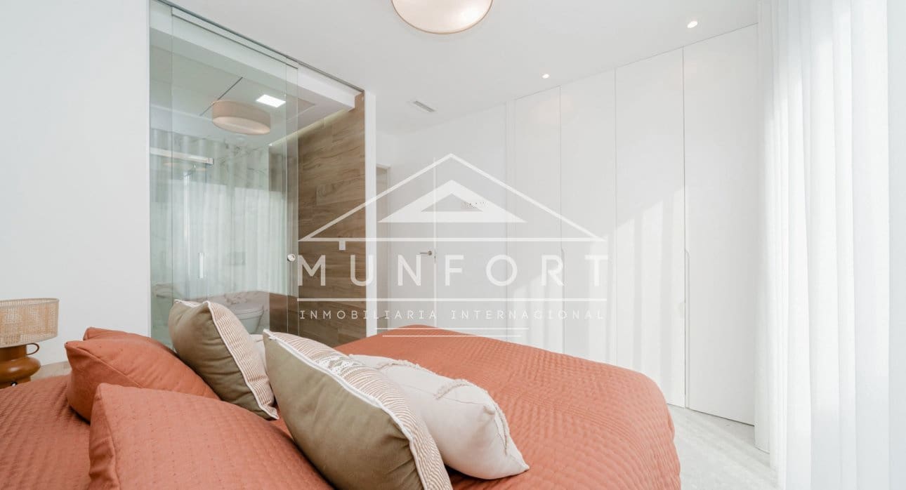 3 soveværelse Bungalow til salg i Torrevieja med swimmingpool - € 289.900 (Ref: 9270587)