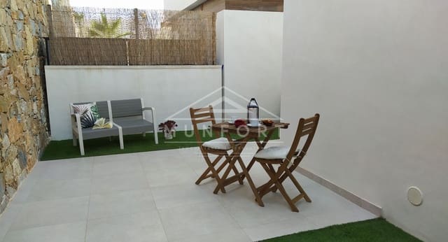 Chalet de 3 habitaciones en Villamartin, Orihuela en venta con piscina - 629.900 € (Ref: 9270589)