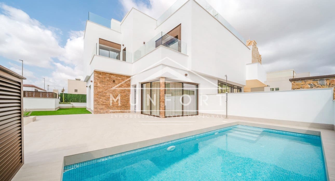 3 chambre Villa/Maison à vendre à Benijofar avec piscine - 455 000 € (Ref: 9270590)