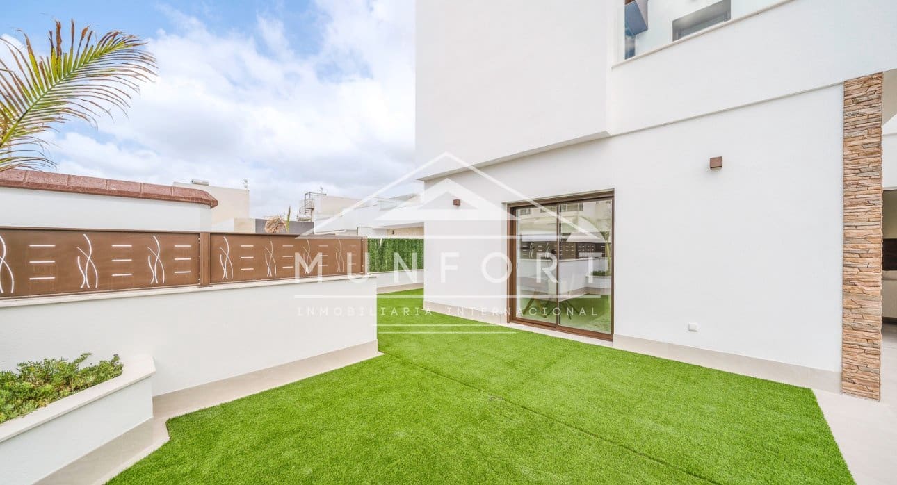 3 chambre Villa/Maison à vendre à Benijofar avec piscine - 455 000 € (Ref: 9270590)