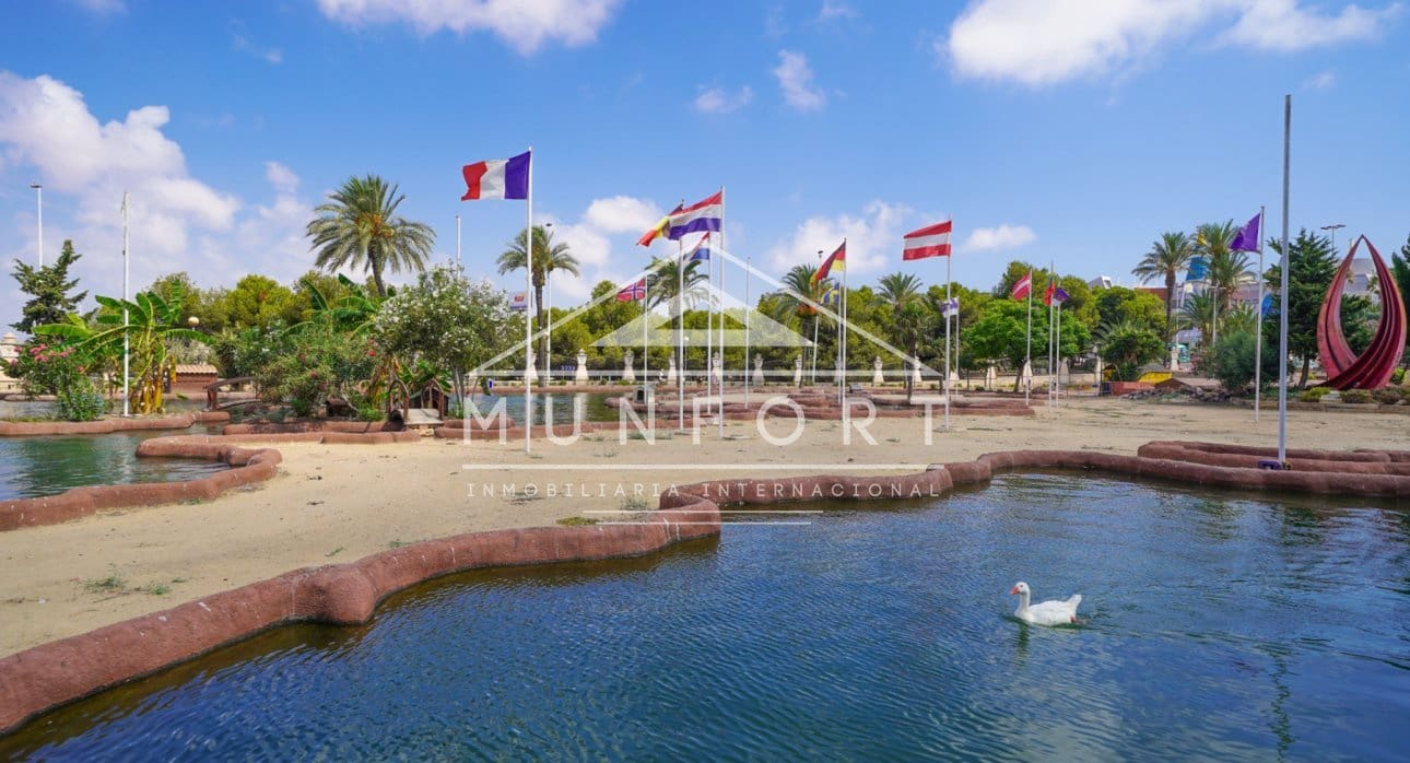 2 soveværelse Lejlighed til salg i Torrevieja med swimmingpool - € 249.000 (Ref: 9270591)