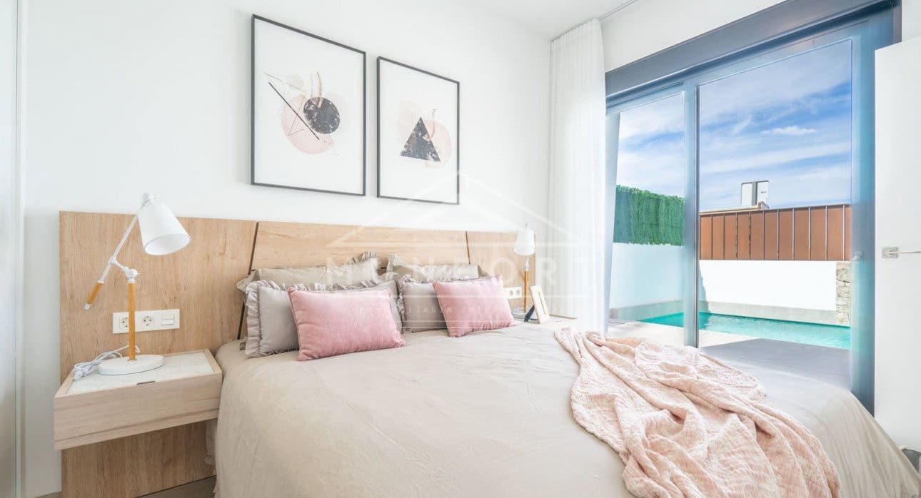 3 slaapkamer Villa te koop in Roldan met zwembad - € 389.950 (Ref: 9270596)