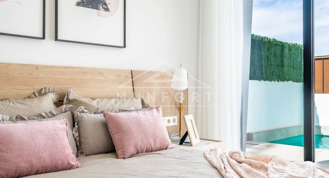 3 slaapkamer Villa te koop in Roldan met zwembad - € 389.950 (Ref: 9270596)