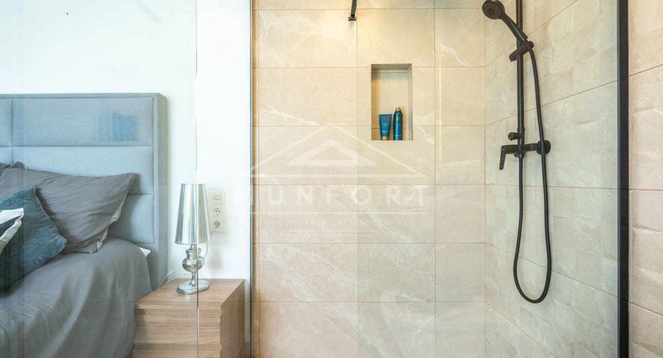 3 slaapkamer Villa te koop in Roldan met zwembad - € 389.950 (Ref: 9270596)