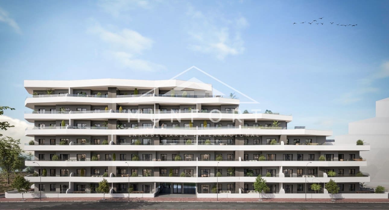 Ático de 3 habitaciones en San Miguel de Salinas en venta con piscina - 349.990 € (Ref: 9271828)