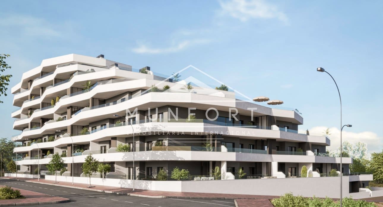 Ático de 3 habitaciones en San Miguel de Salinas en venta con piscina - 349.990 € (Ref: 9271828)