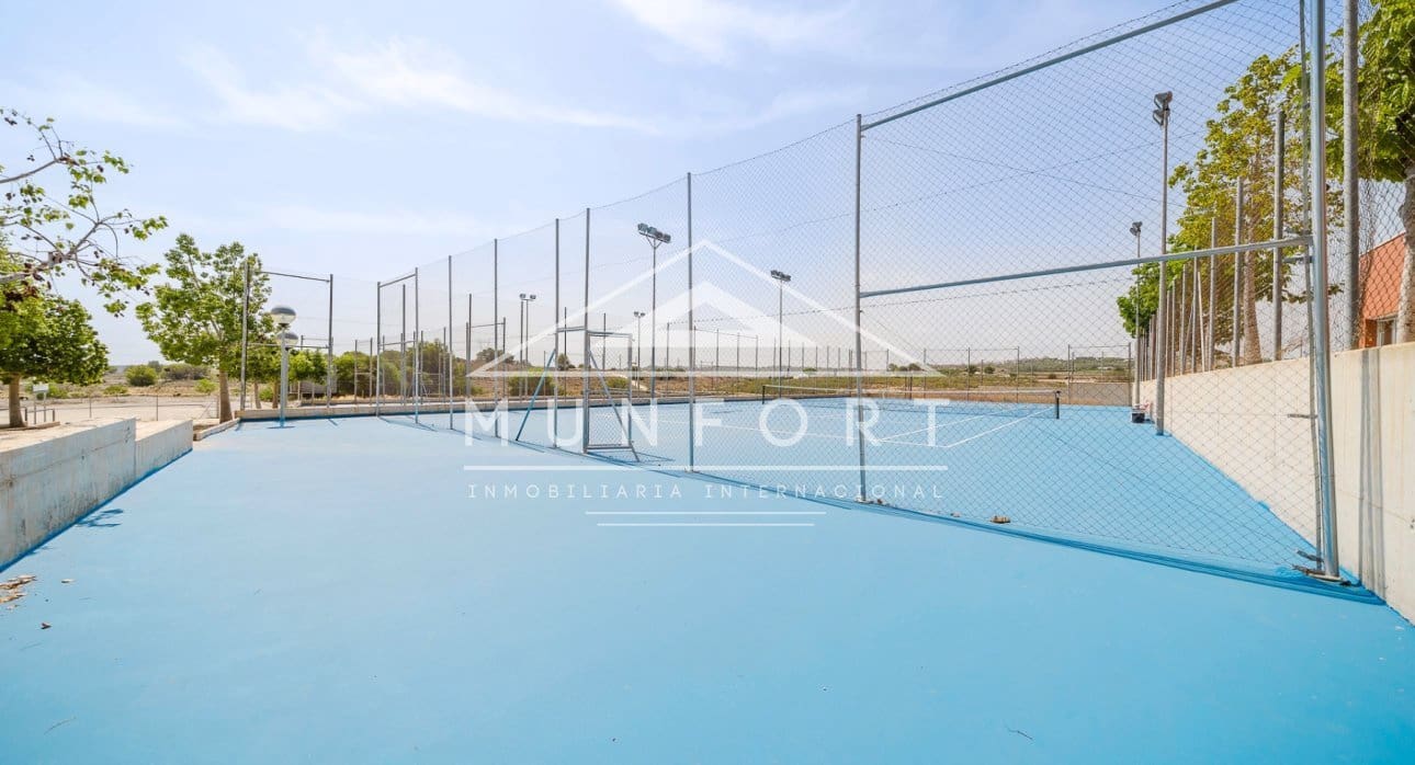 Ático de 3 habitaciones en San Miguel de Salinas en venta con piscina - 349.990 € (Ref: 9271828)