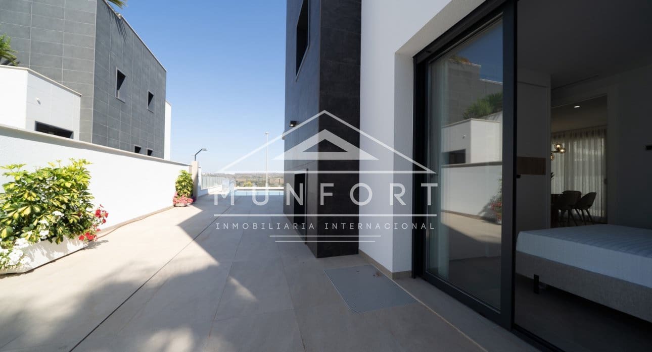 4 camera da letto Villa in vendita in Orihuela Costa con piscina - 995.000 € (Rif: 9273178)