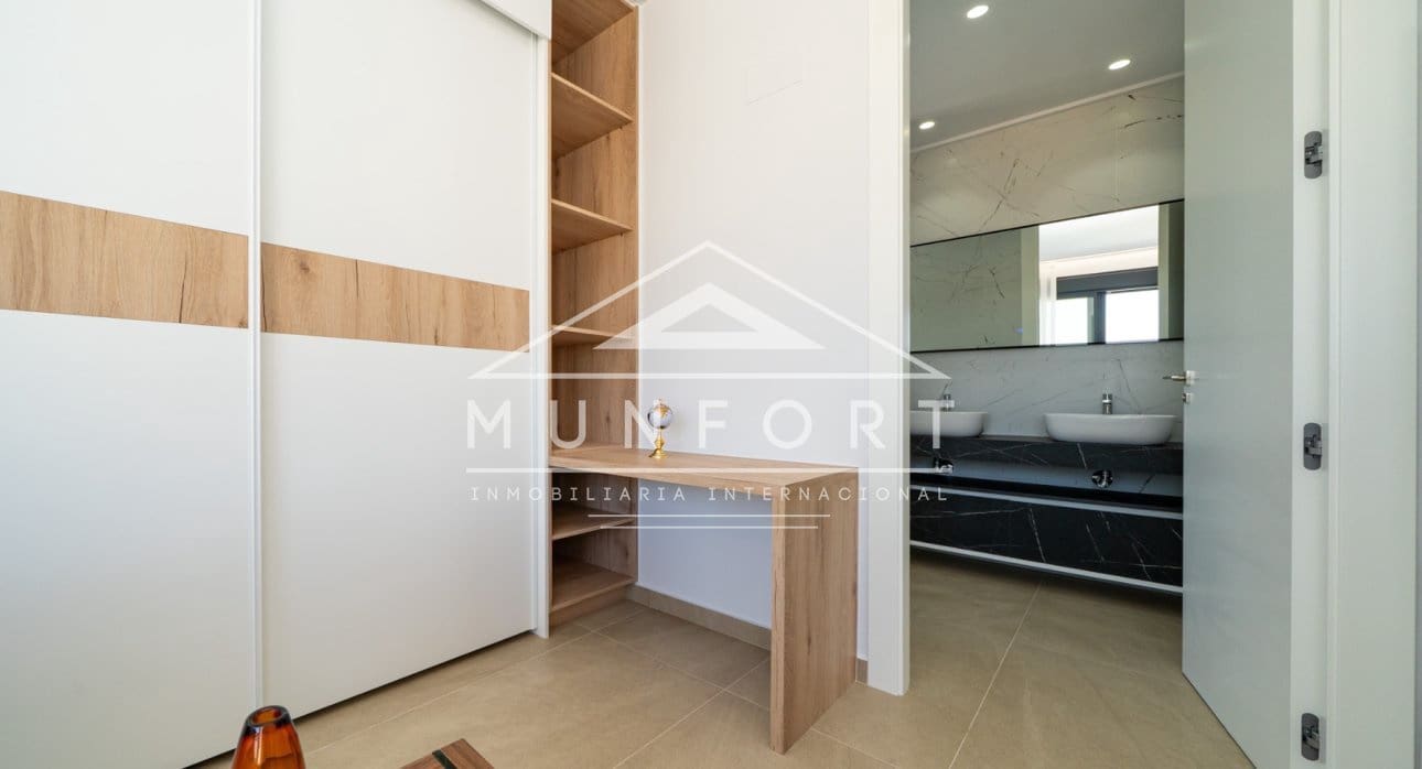 4 camera da letto Villa in vendita in Orihuela Costa con piscina - 995.000 € (Rif: 9273178)