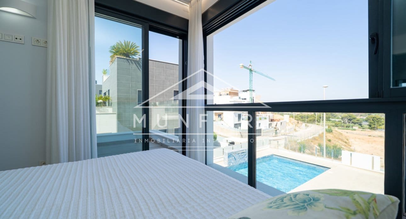 4 camera da letto Villa in vendita in Orihuela Costa con piscina - 995.000 € (Rif: 9273178)