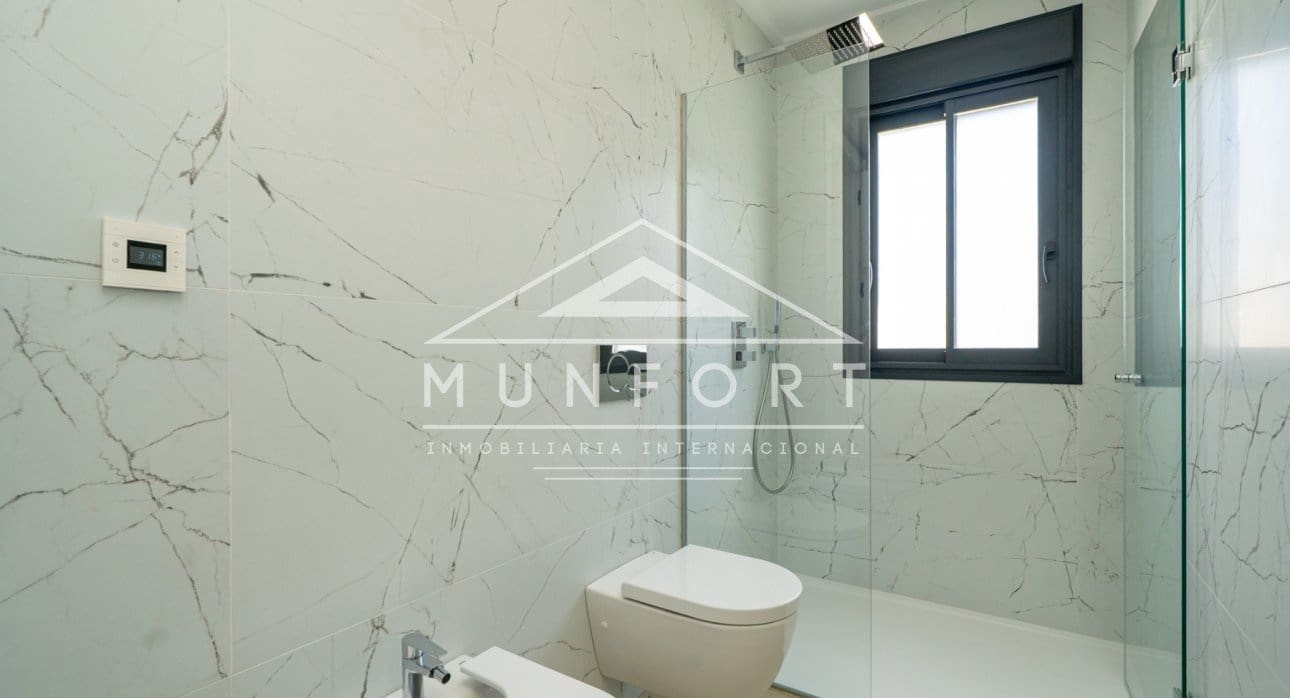 4 camera da letto Villa in vendita in Orihuela Costa con piscina - 995.000 € (Rif: 9273178)