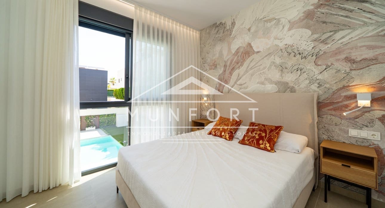 4 camera da letto Villa in vendita in Orihuela Costa con piscina - 995.000 € (Rif: 9273178)