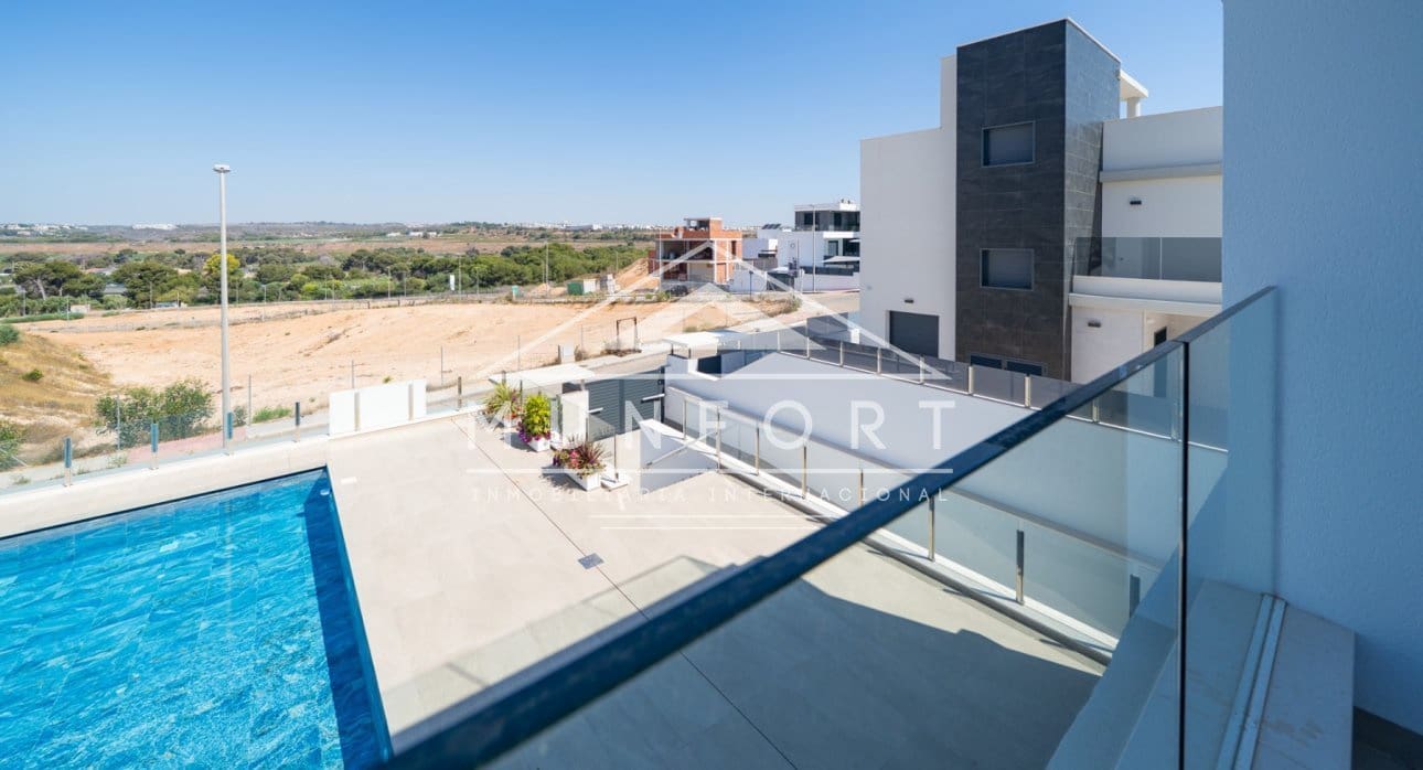 4 camera da letto Villa in vendita in Orihuela Costa con piscina - 995.000 € (Rif: 9273178)