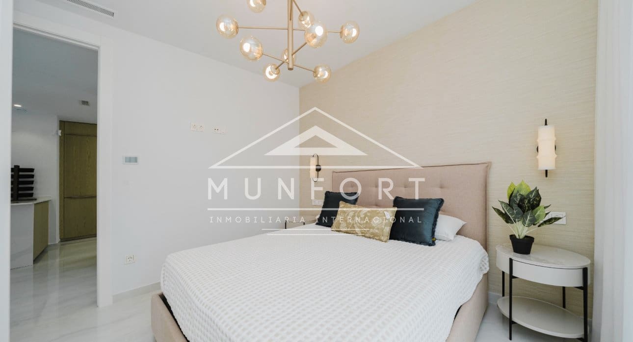 Chalet de 4 habitaciones en Orihuela Costa en venta con piscina - 995.000 € (Ref: 9273178)