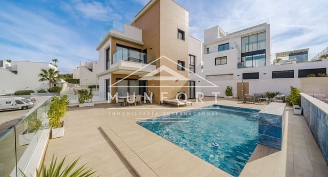 4 slaapkamer Villa te koop in Campoamor, Orihuela met zwembad - € 995.000 (Ref: 9273178)